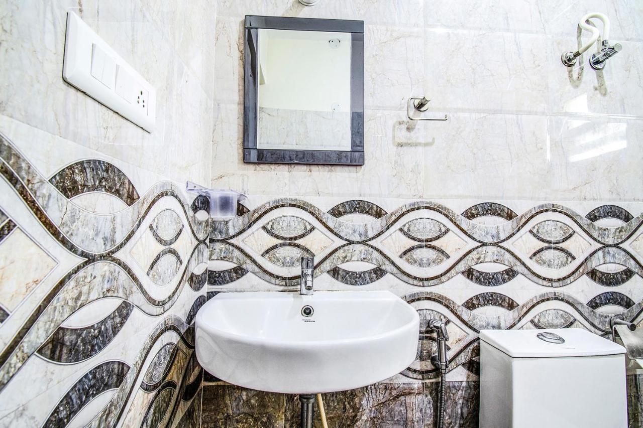 Fabhotel Pride Inn - Nr Tcs Deccan Park, Hitech City ไฮเดอราบัด ภายนอก รูปภาพ