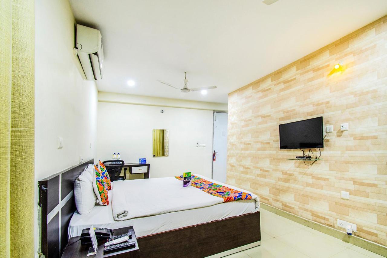 Fabhotel Pride Inn - Nr Tcs Deccan Park, Hitech City ไฮเดอราบัด ภายนอก รูปภาพ