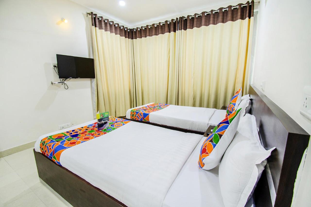 Fabhotel Pride Inn - Nr Tcs Deccan Park, Hitech City ไฮเดอราบัด ภายนอก รูปภาพ