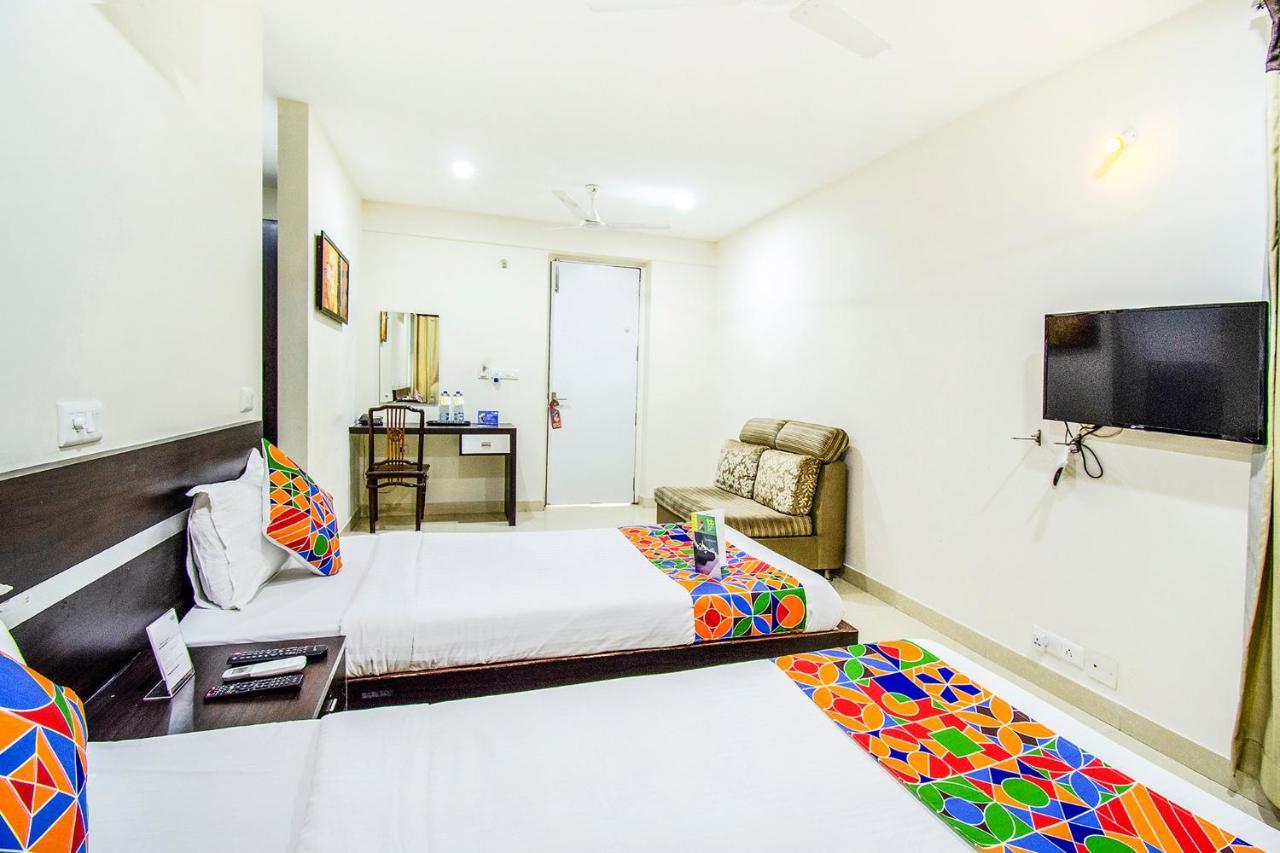 Fabhotel Pride Inn - Nr Tcs Deccan Park, Hitech City ไฮเดอราบัด ภายนอก รูปภาพ